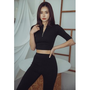 Friday's Vibes Awesome Slim Crop Top (2色)